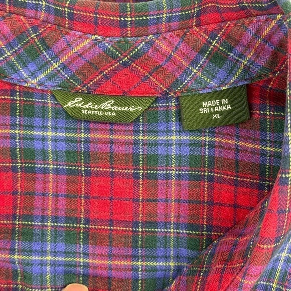 Eddie Bauer Shirt Cotton Red Blue Plaid Women's XL Long Sleeve Pockets Casual - Picture 4 of 8